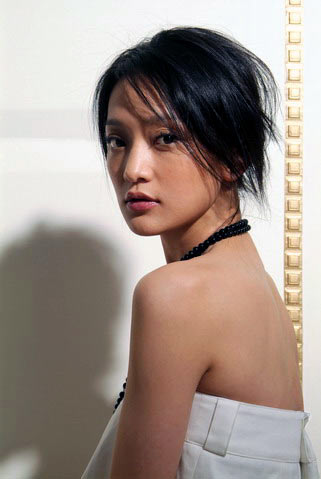 ӵ��Ư����ٵĹ�����Ů��