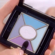 DIOR��ɫ��Ӱ��ױ�ַ�ͼ��