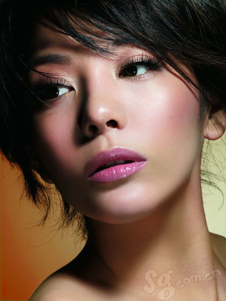 �ﶬ��INױ�� ������һ����̬