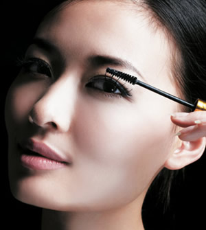 �������ܡ���񡱵�4����ױ�ؼ�