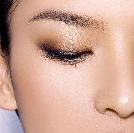  OL��һ����¡���ɫ�� 