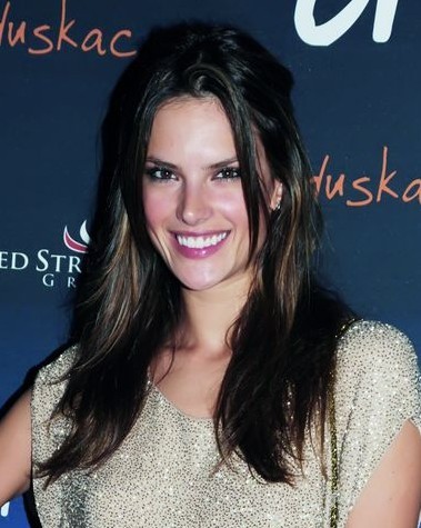  ��������� ��������ױ�ݴ���ǿ��Ů������ 