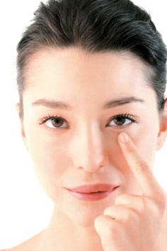  ��ױ����һ�������� ʢ��24Сʱ���۾���  