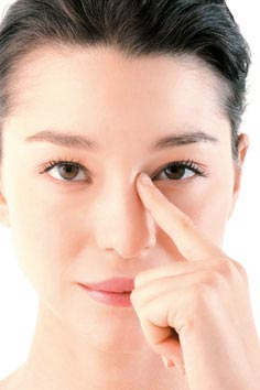  ��ױ����һ�������� ʢ��24Сʱ���۾���  