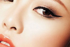 ����ױ��