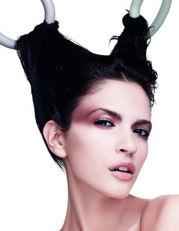 ���е���