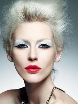 ���ж������ױ