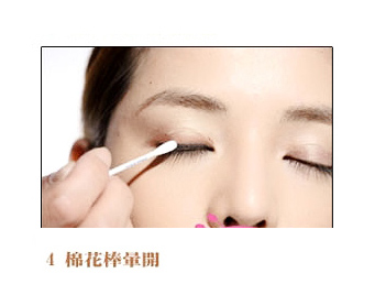  �ձ���ױʦ���㻯��ع�ҵ��Ȼ�Բ�� 