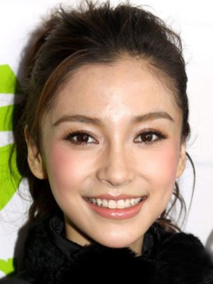 Ϊ�����ӷ� ������Ů��ʾ���Ȼ����ױ