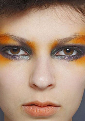 ������ױ����ʮ�� ��ת��ױ��