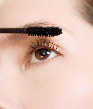 3�������쳣��ϡ�裬�ͱ����Ժ�ɫ��ǿ������Ҫ��������ᣬ������üë�ͽ�ë��ˢ�ɿ���ɫ��