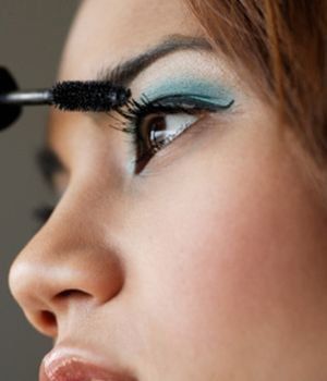 �����ǹ�ɫ��ױ��ëմ����ɫ��Ӱ