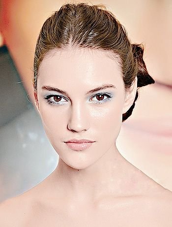 ��ˬ������ 4���㶨������ɫ��ױ