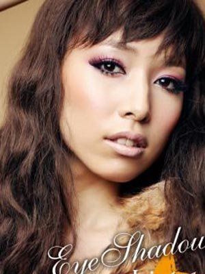 ׷��Ũ���־��µ���ɫ