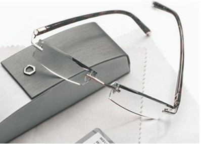 �۾����д�ѧ��  ����ѡ����ʯ�б��۾�