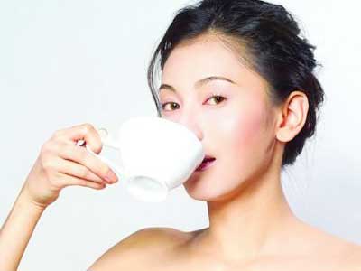 �ؿ�4�л����۲�֬����