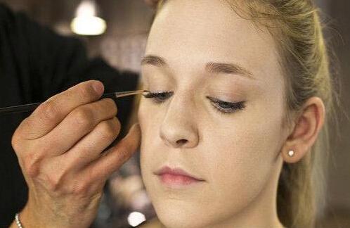 Ů���������������� è�۽�ë�ֵ�����