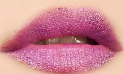 ��ױ�����������ﻹȱһֻ��ɫ����