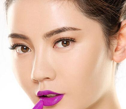 ��ױ�����������ﻹȱһֻ��ɫ����