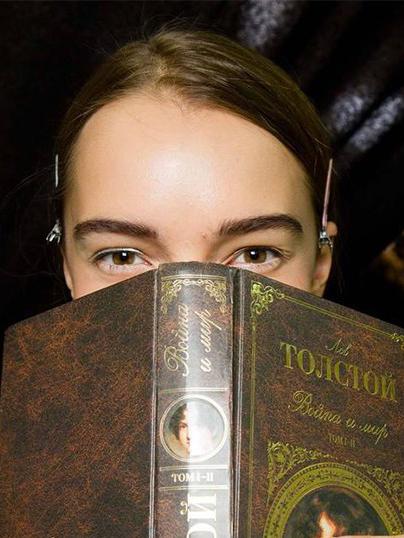 2015����ʱװ�� Fendi˫��Ƥ����¶��ʱ��