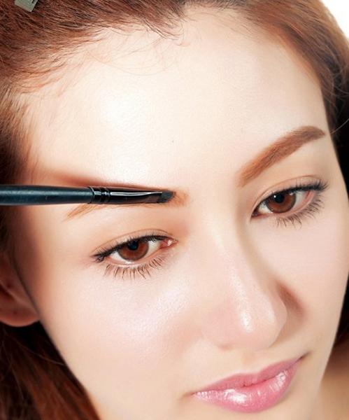 ����Ӱ��1��9�á� �����ӵ����صĻ�ױ��