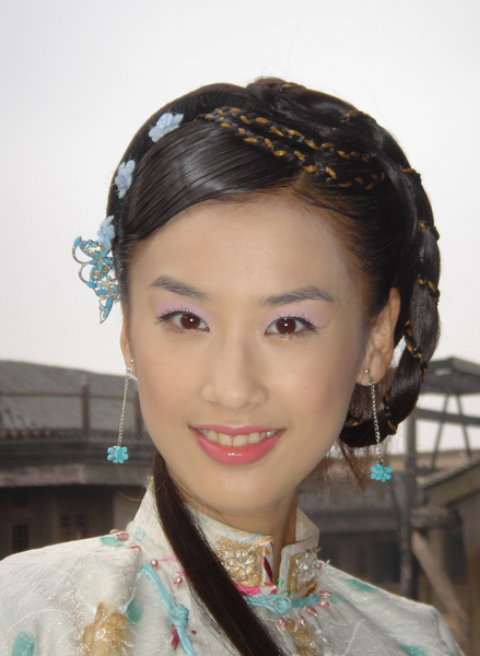 ��½�ĸ�Ӣ��ʥ�� ������Ҳ�ҳ���Ů