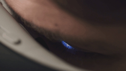 VR����Ĥ�۾�������һ����Ϸ������ӰԺ