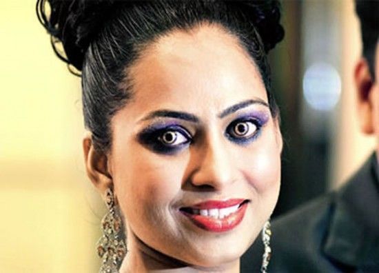 ӡ����Ů��1.5����Ԫ�ƽ������۾�