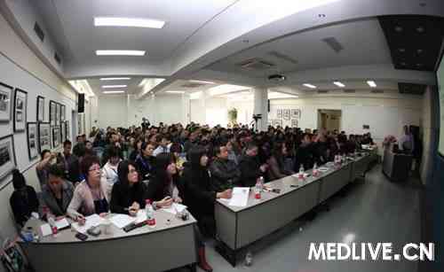 2011������רҵ���г���չ��̳���ֻ��Ͼ۾������ҽʦ��